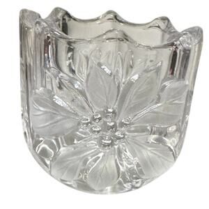 Mikasa Festive Poinsettia crystal 3.5” heavy votive or tea light candle holder
